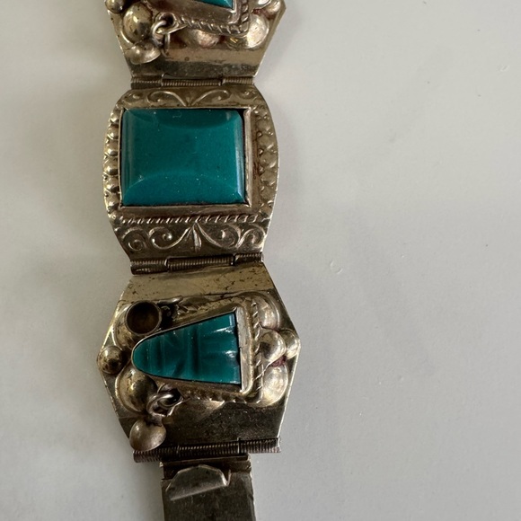 Blue and Silver Bracelet with Turquoise Stones and Antique Metalwork - Picture 2 of 11